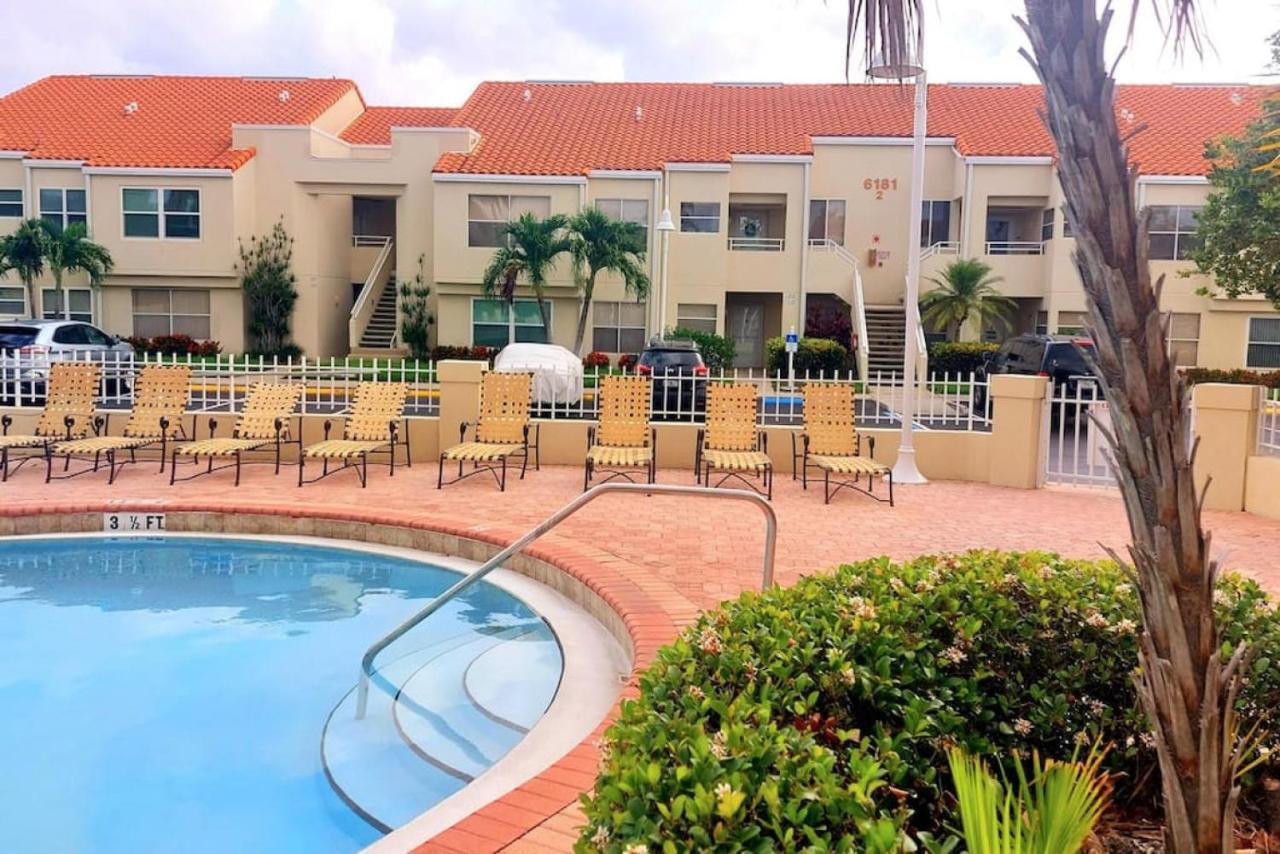 Paradise Sol 2bd2ba On Golf Course Near Bch Apartamento